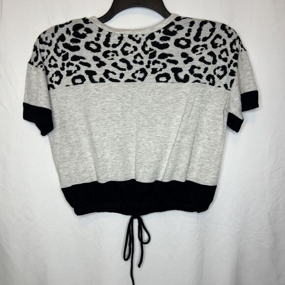 Moa Moa Women's Size Large Heather‎ Gray/Black Animal Print Cropped Top/Blouse - Picture 8 of 12